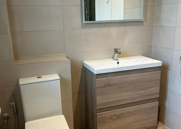 Beautiful In Томастаун